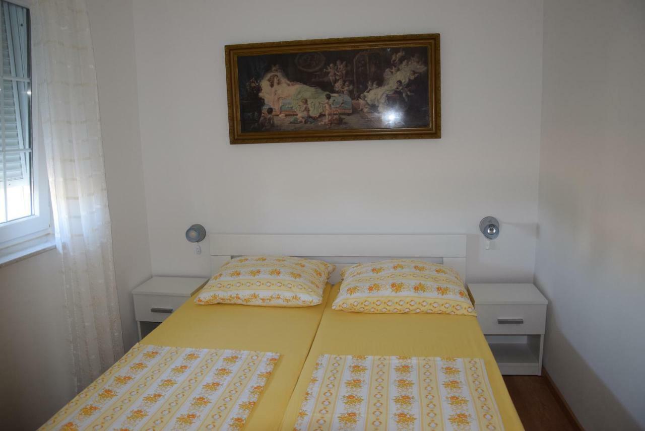 Apartmani Diana Medulin Exterior photo